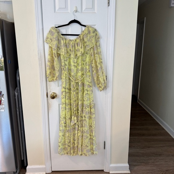 ASTR The Label Yellow Grey Floral Midi Dress - Size M - Picture 4 of 13
